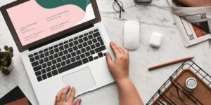 Strategi Jualan Online Agar Laris dan Bertahan Lama. | via goodscoop.id